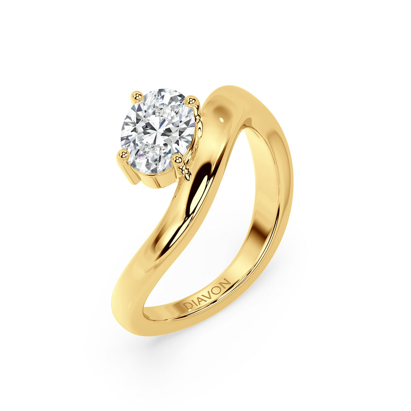 Organic Twist Ring — Yellow Gold