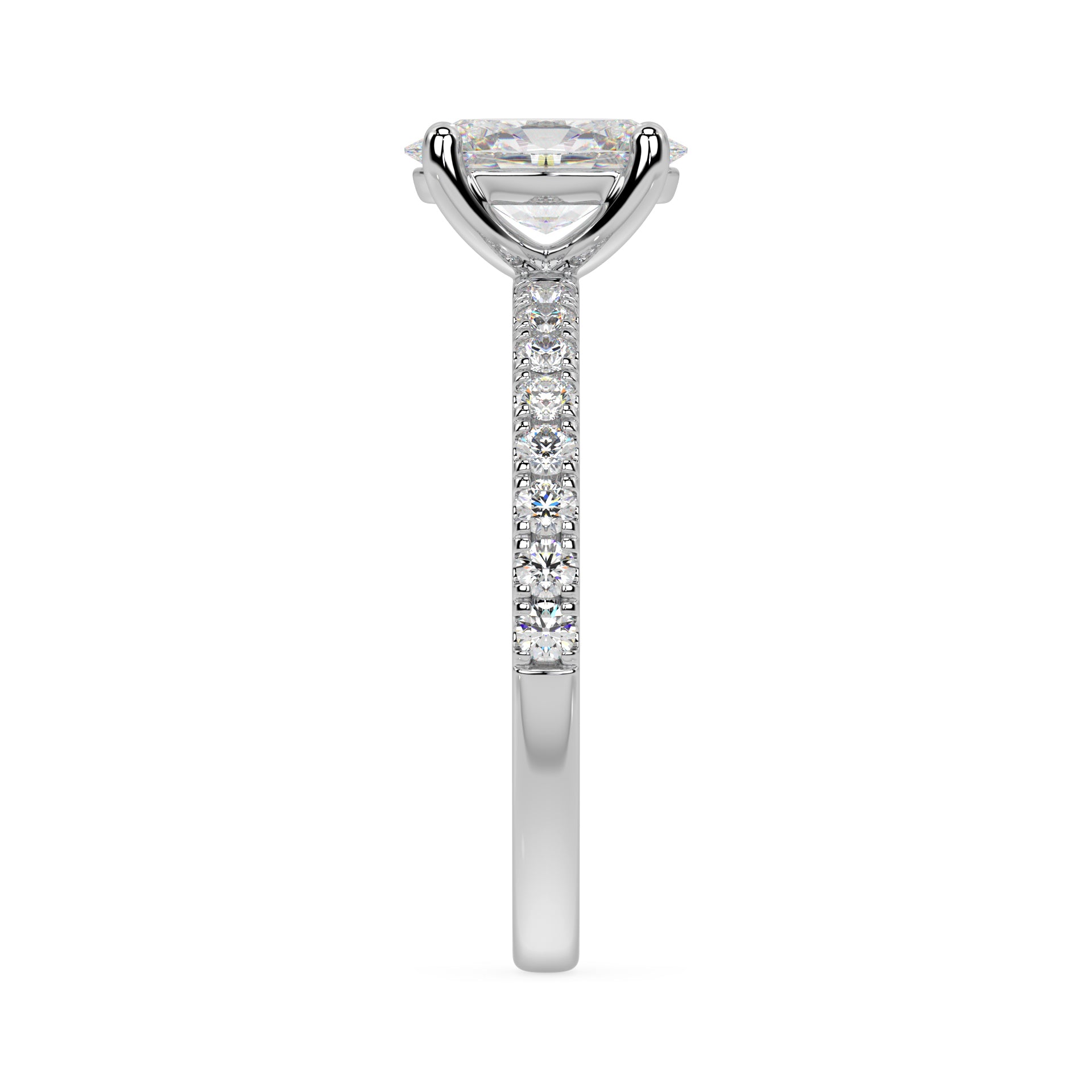 SIGNATURE SOLITAIRE PAVÉ RING I OVAL