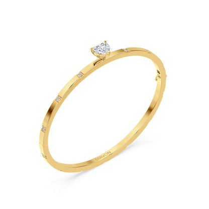 SIGNATURE SOLITAIRE BANGLE I ESSENTIAL