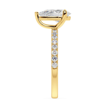 SIGNATURE SOLITAIRE PAVÉ RING I PEAR