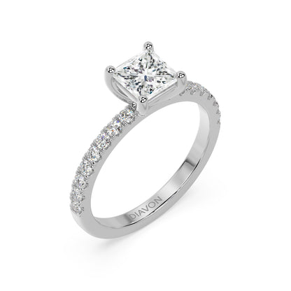 SIGNATURE SOLITAIRE PAVÉ RING I PRINCESS